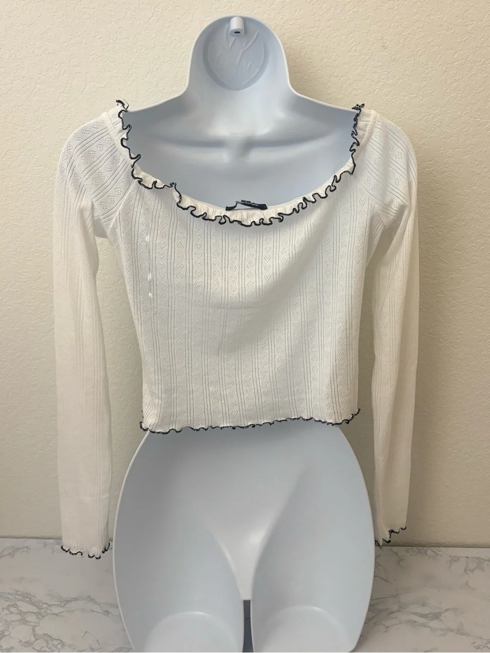 Sugarkiss Women’s L White Bow Ruffle Sleeveless Cropped Long Sleeve Top Y2K